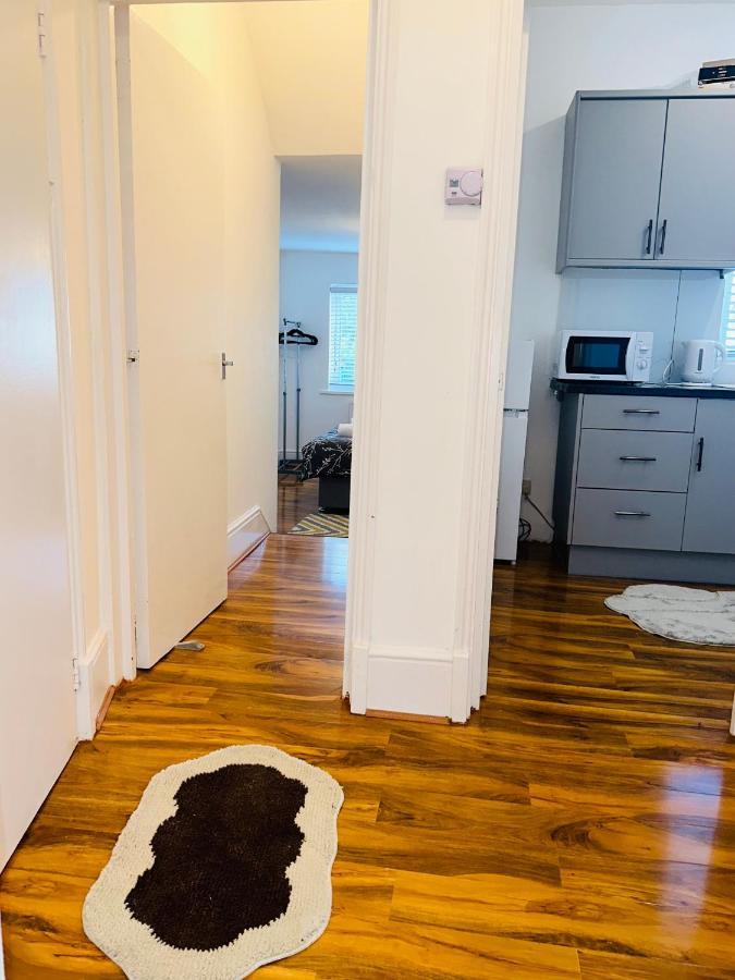 Newley Refurbished One Bedroom Flat Hastings Exterior photo