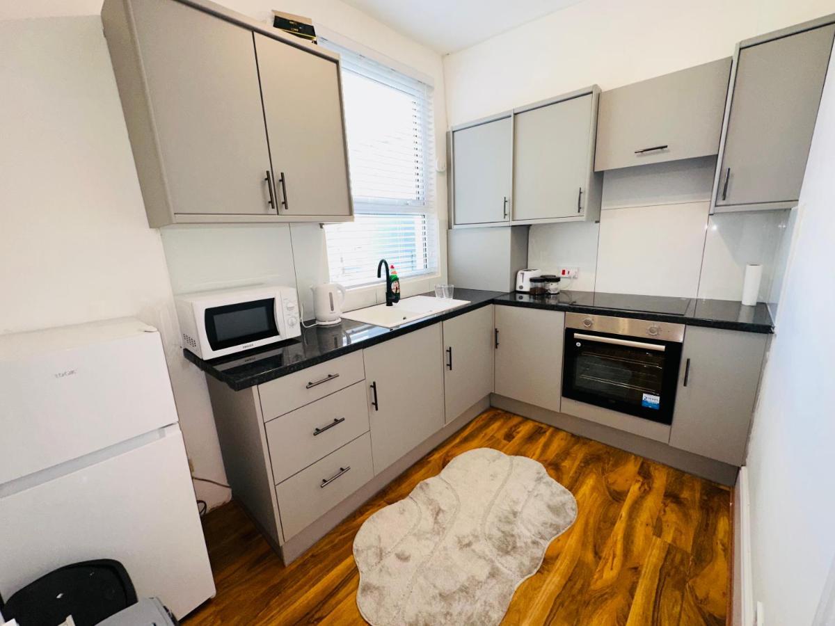 Newley Refurbished One Bedroom Flat Hastings Exterior photo
